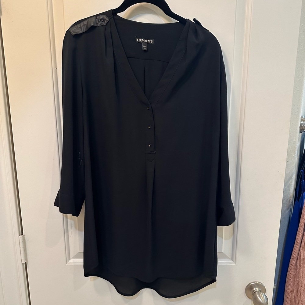 Express Long Black Blouse-L